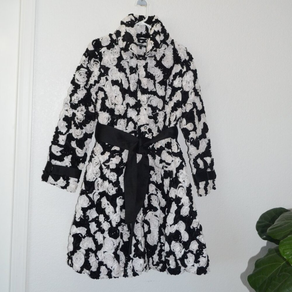 Samuel Dong 3D Floral Black and White Coat Large